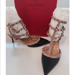 Valentino Rockstud caged pump 65 mm black patent sz 41